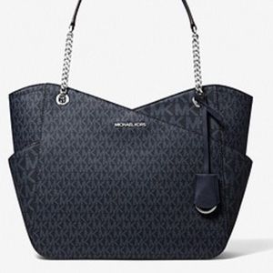 MICHAEL KORS
Jet Set Large Logo Shoulder Bag